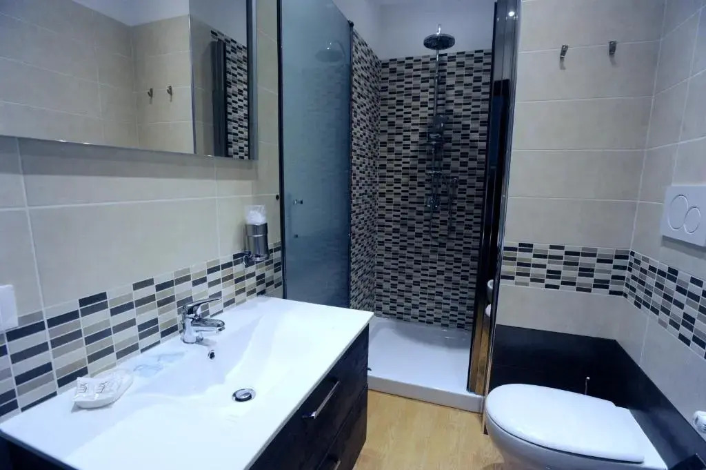 Kings Of Rome Apartments