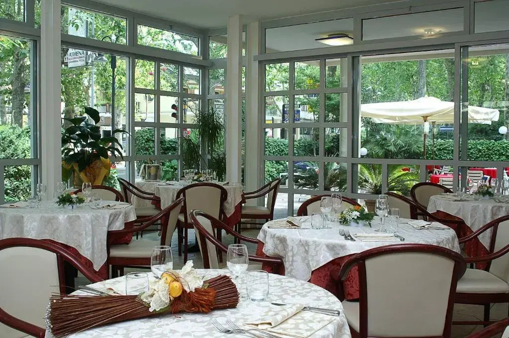 Hotel Athena
