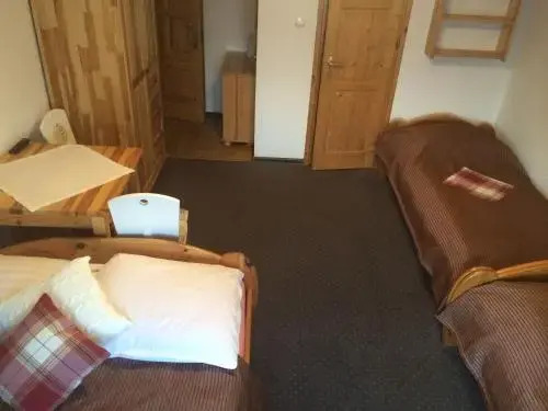Dom Wypoczynkowy Karolina - pokoje i apartamenty