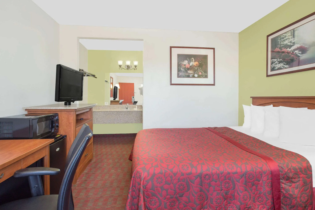 Days Inn by Wyndham Turlock