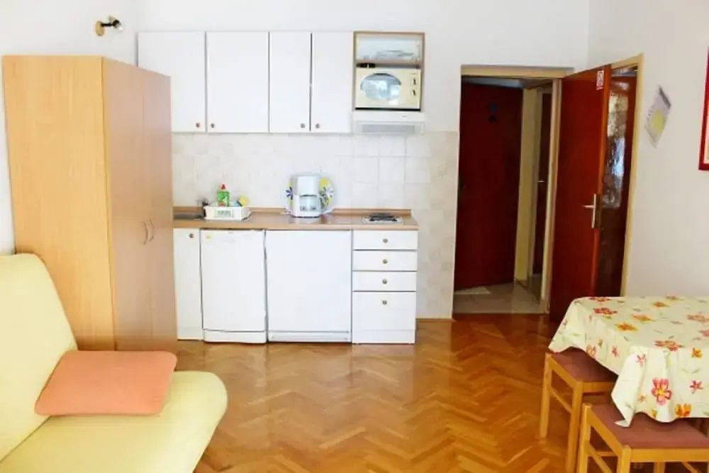 Apartments Pansion Franka 4