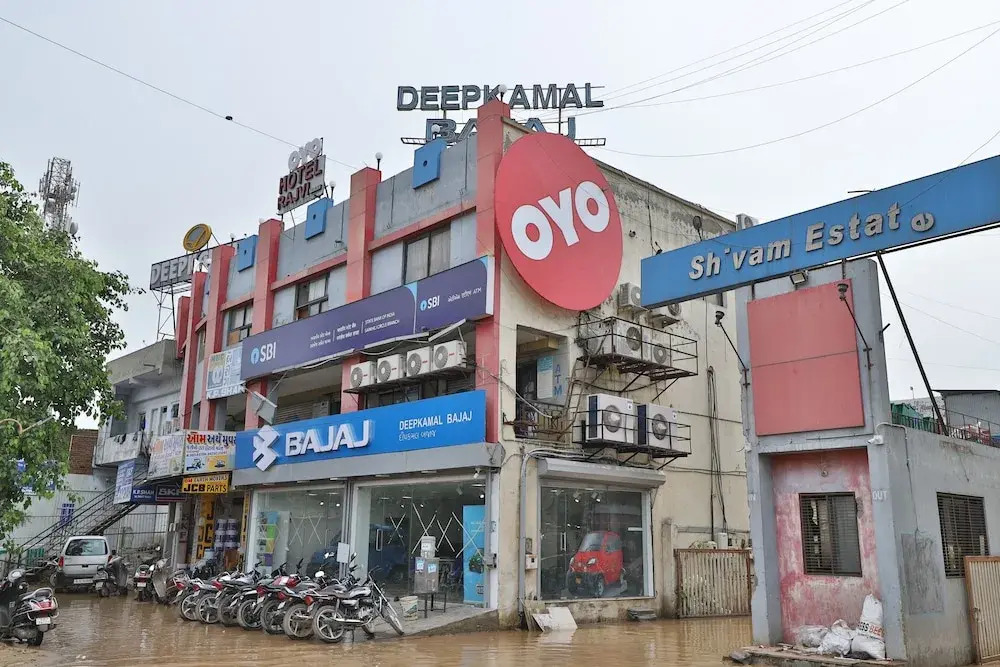 Hotel Rajvi by OYO Rooms