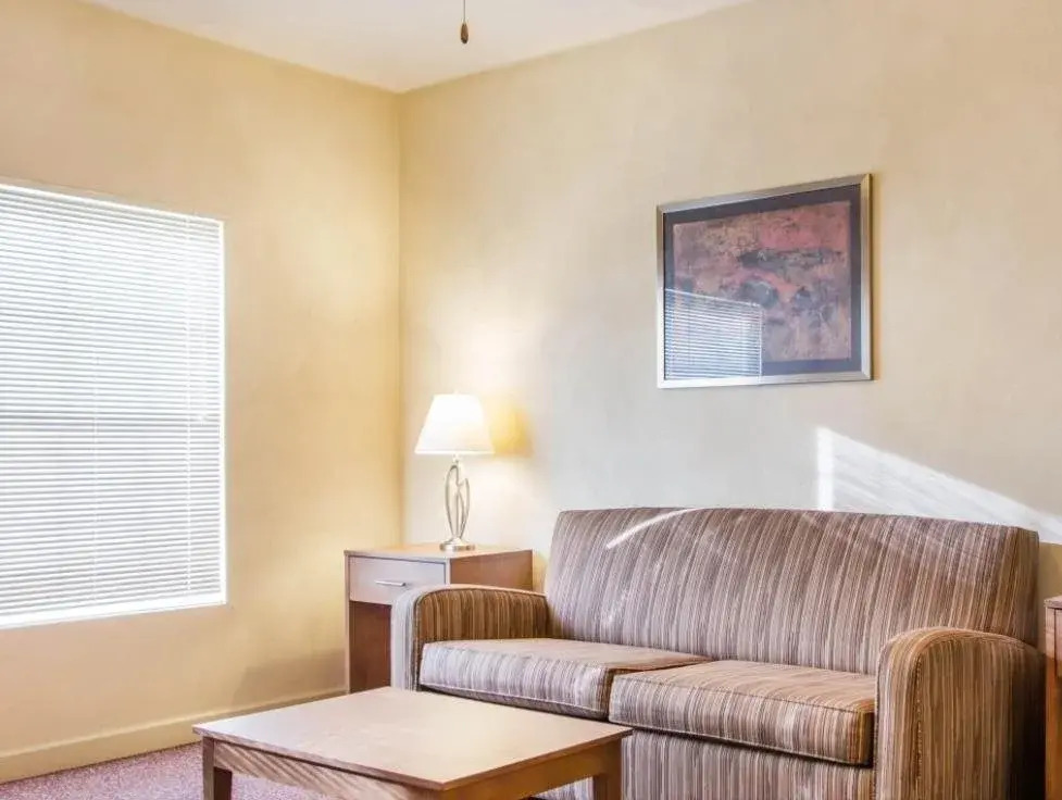 La Quinta by Wyndham OFallon, IL - St. Louis
