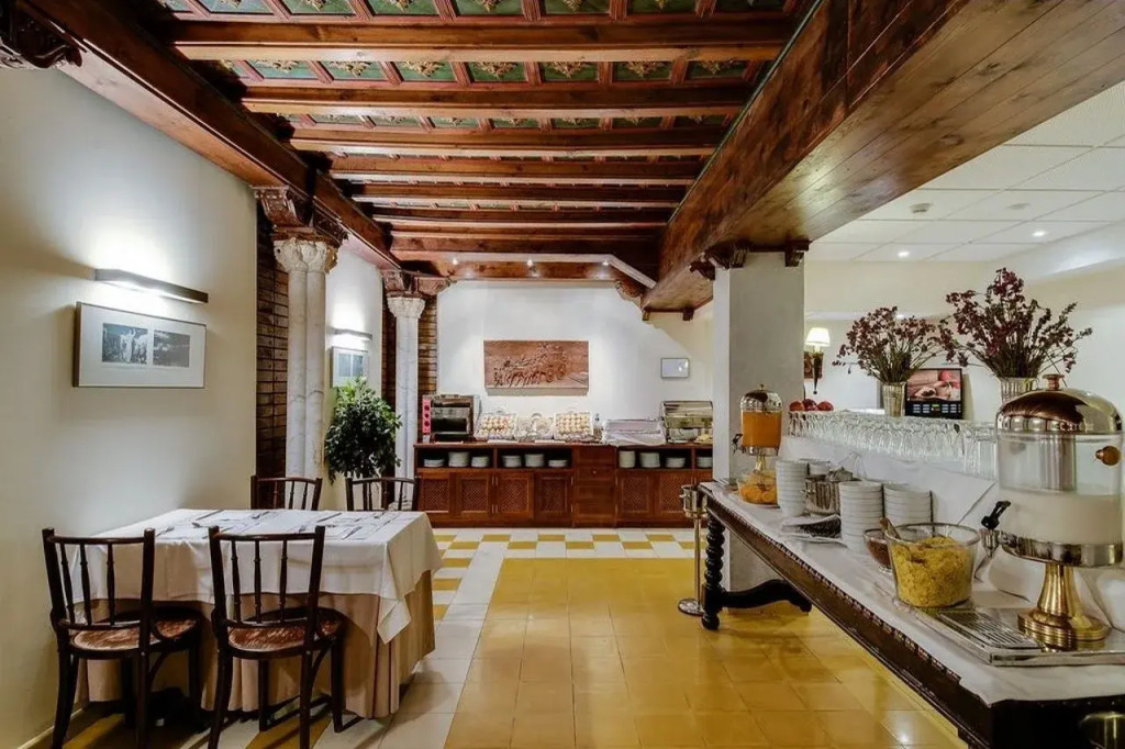 Hotel Murillo