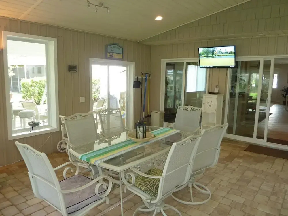 NEWMANS BEACHVIEW home