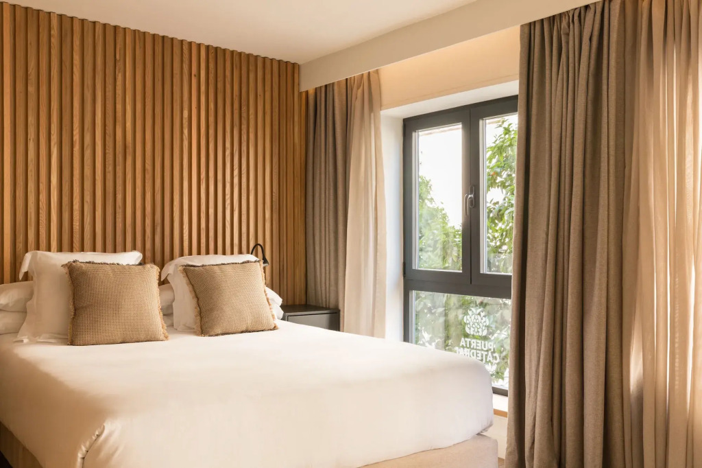 Puerta Catedral Suites