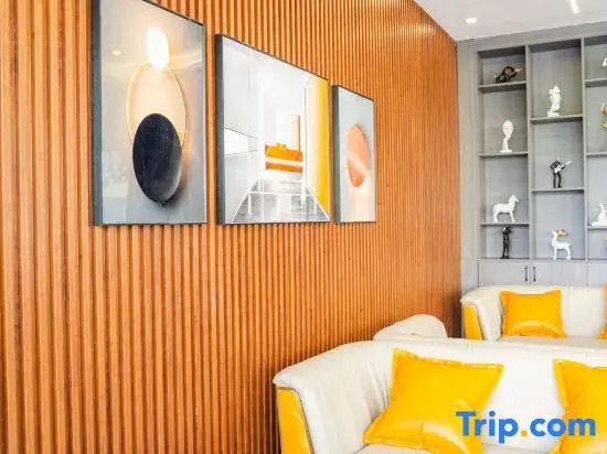 Mianyang Orange Cinema-style smart hotel