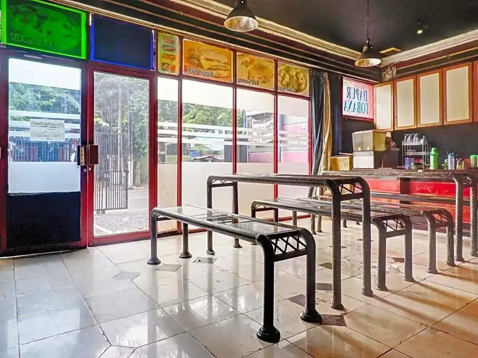 OYO 90702 Wisma Tobana Kebayoran