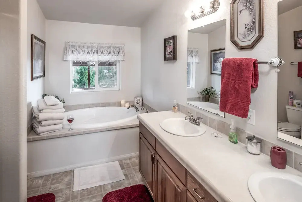 137 Gavilan Hills Road