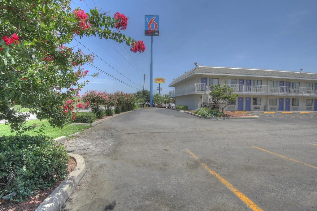 Motel 6-San Antonio, TX - Fort Sam Houston