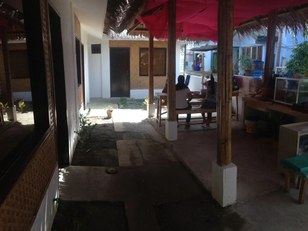 Lolas Lodge