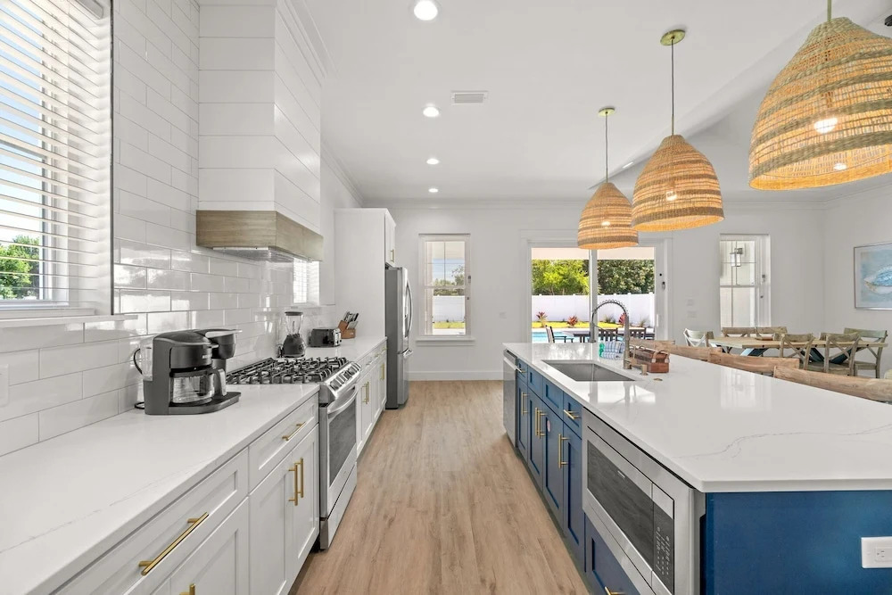 Brand New Home with In-ground Pool, Four Houses From Beautiful Laguna Beach