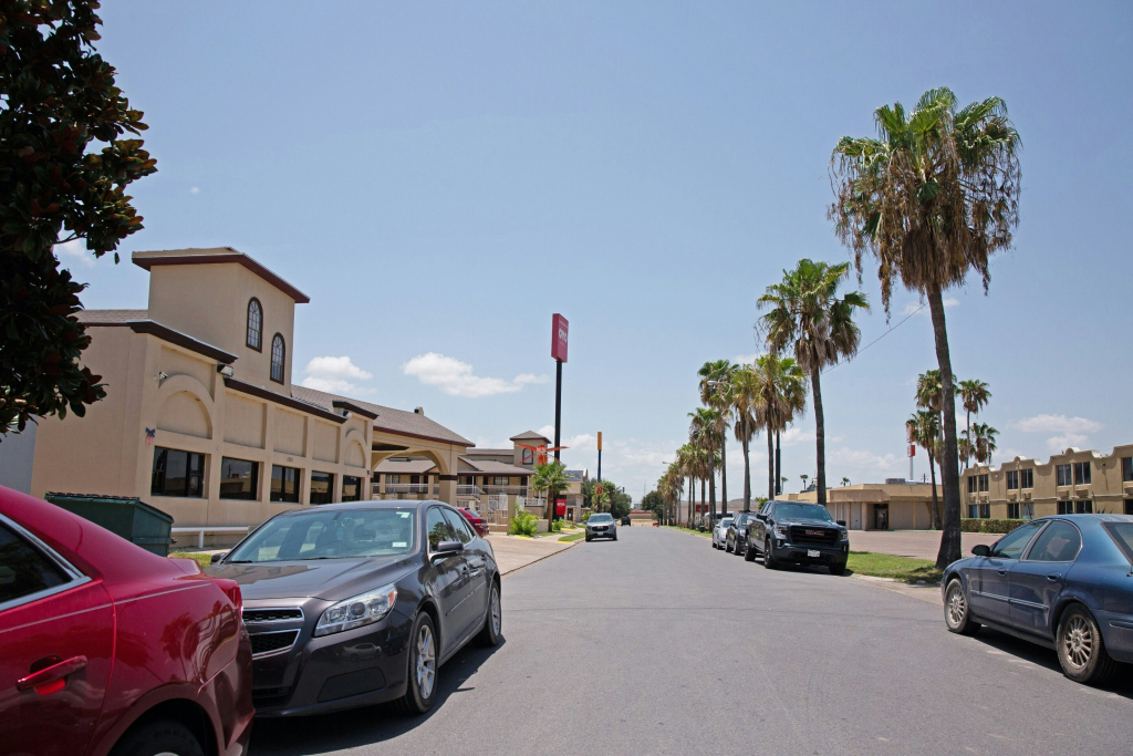 OYO Hotel McAllen Airport South
