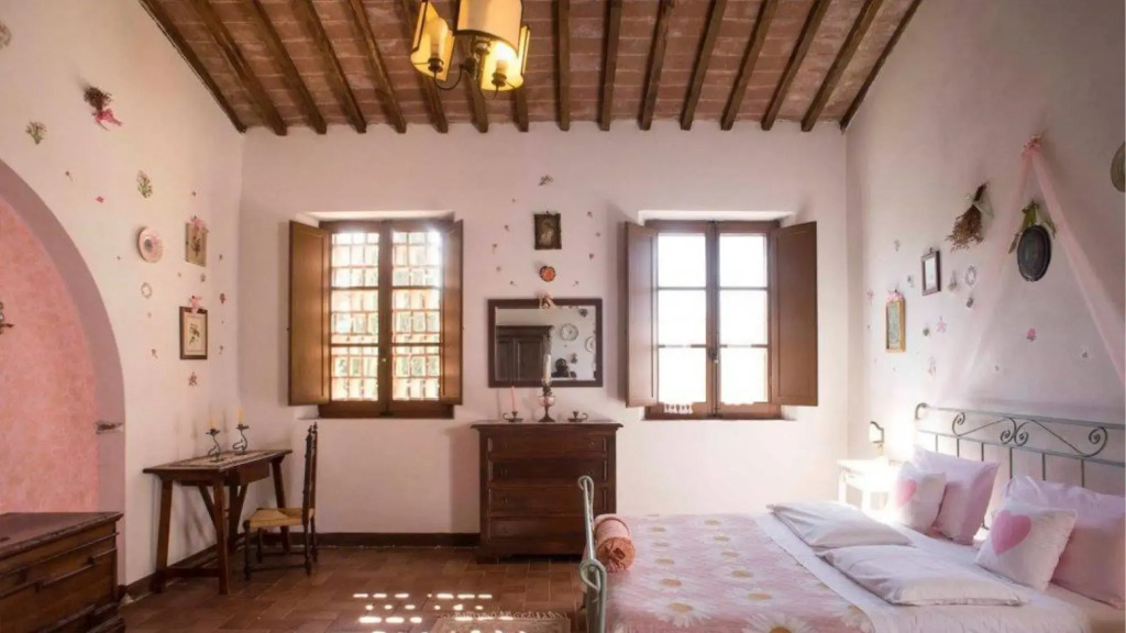 Imposing Villa With 5 Apartments Ideal for Groups Pool -aia Vecchia