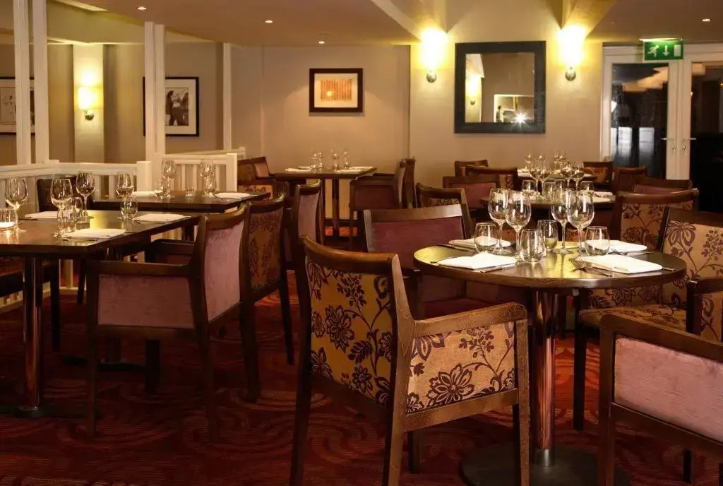 Manchester Airport Stanley Hotel by Belvilla