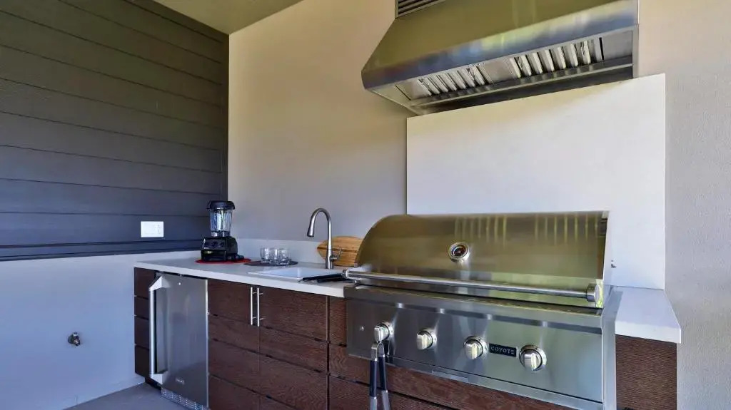 Maui Westside Presents: Luana Garden Villas 14D