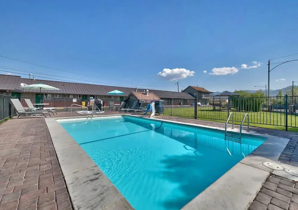 Walker River Lodge