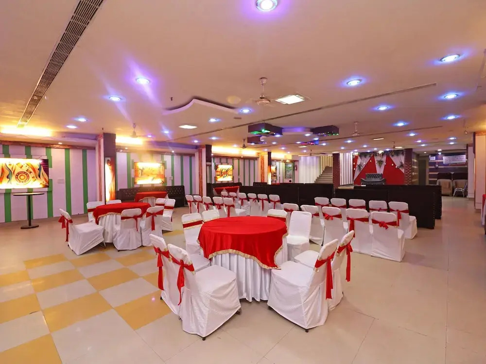 Hotel akash