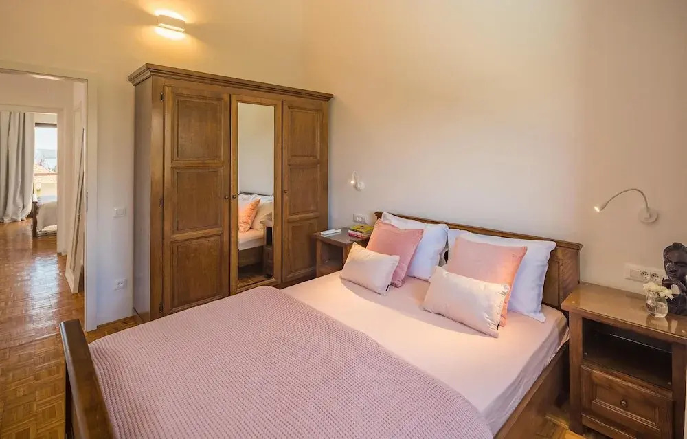 Amazing Apartment in Medulin With 4 Bedrooms, Wifi and Outdoor Swimming Pool