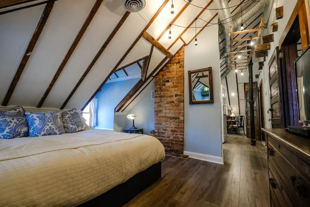 Double Oaks Bed and Breakfast