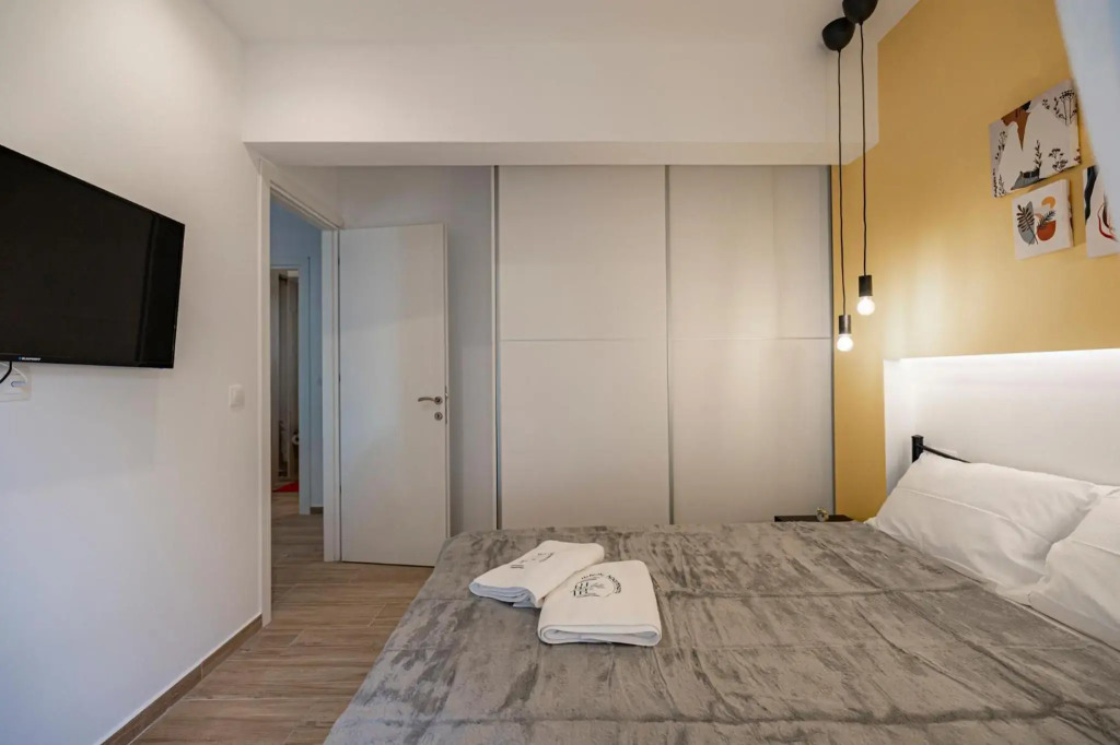 Calliope Apartment