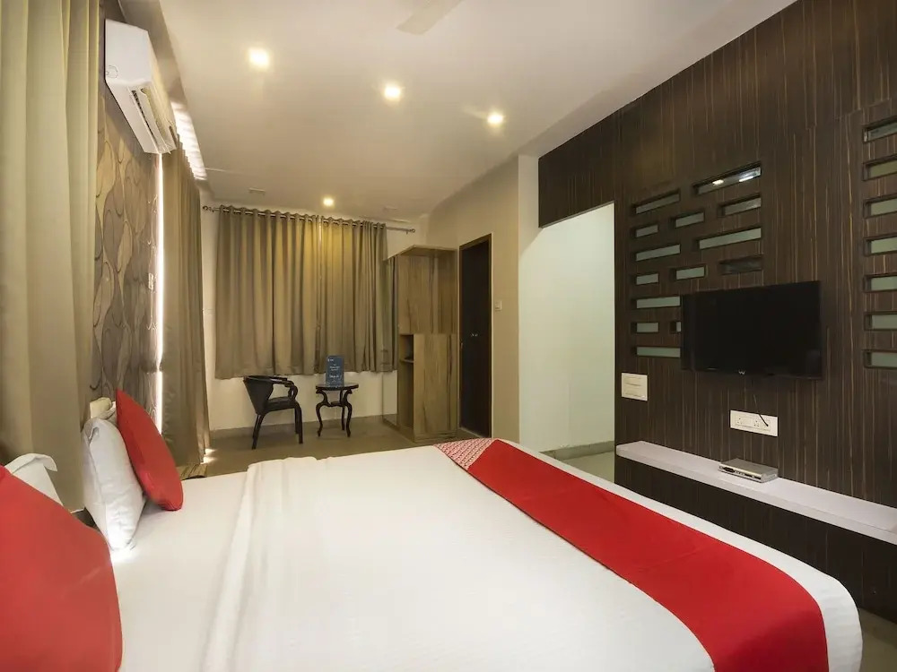 OYO 12977 Hotel 22 LW