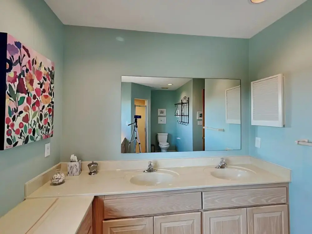 The Shell Collector by Topsail Realty