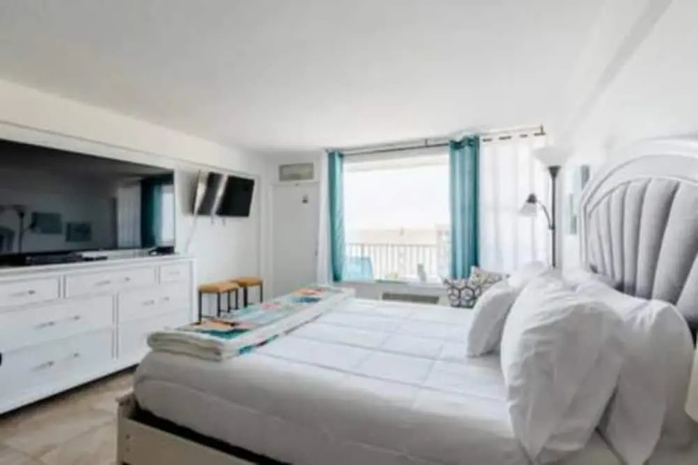 613 3 Beds Luxury Beachfront Studio Ideal 4 Long Stays