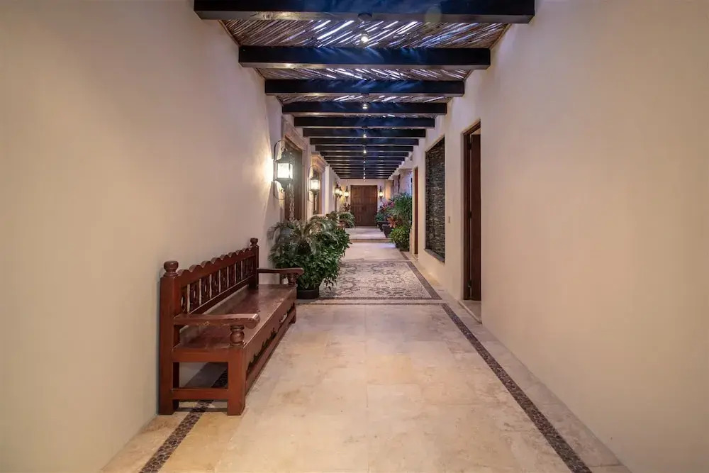 Casa de la Familia 7 Bedroom Contemporary Hacienda Style at Discounted Rate!