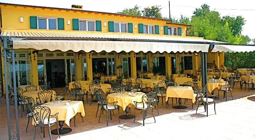Hotel La Dolce Vita