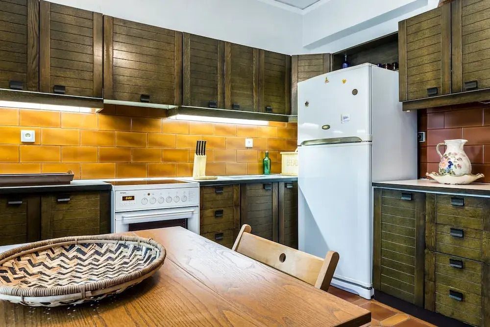 3 bedroom apartment in Acropolis area