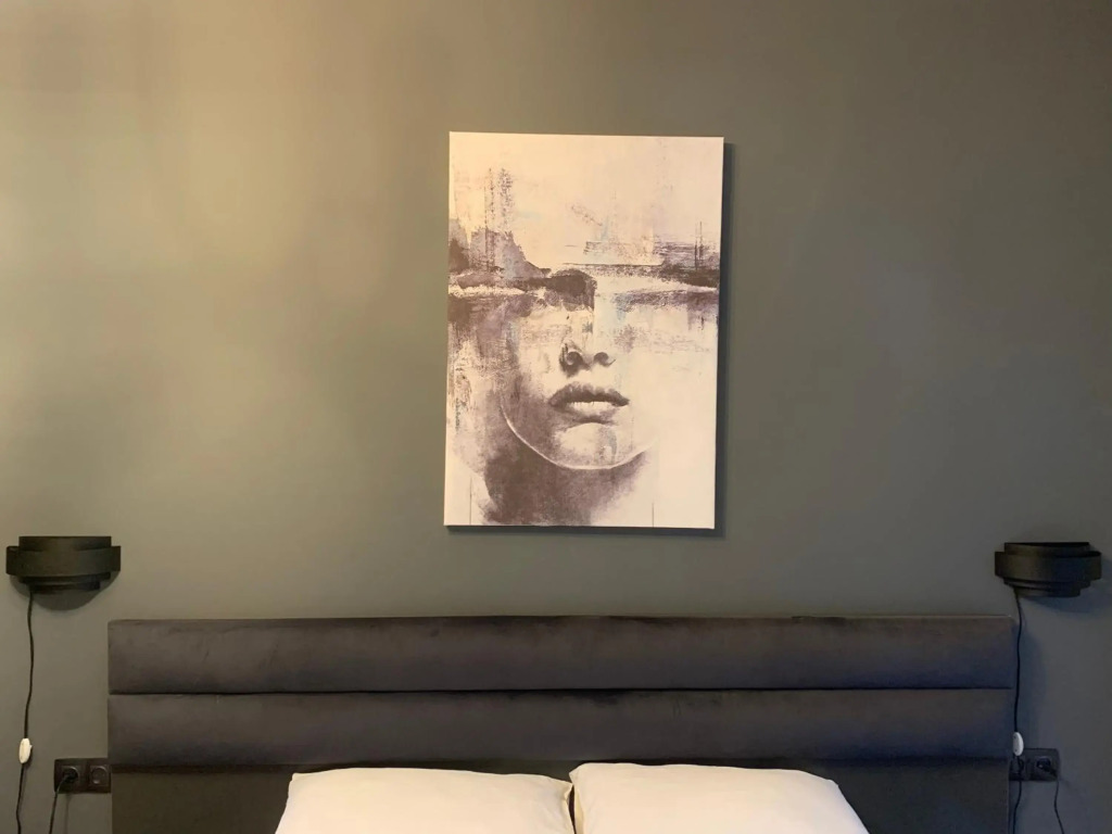 1BDB apartment in the small center