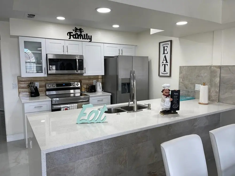 Grand Luxury 3BR Penthouse Near Disney Parks 2