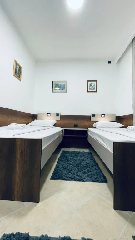 Kollar D Guest House - Prenoćište ROOMS