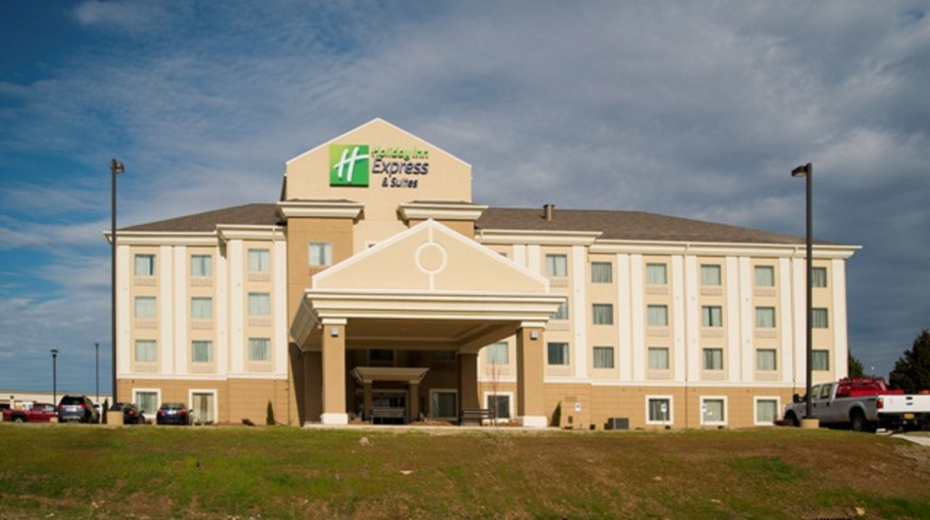 Holiday Inn Express & Suites Morrilton by IHG