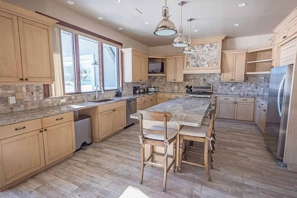 296 Beach Drive 7 Bedroom Home
