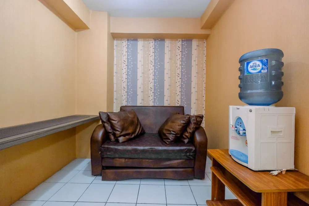 Strategic and Homey 1BR Kalibata City Apartment