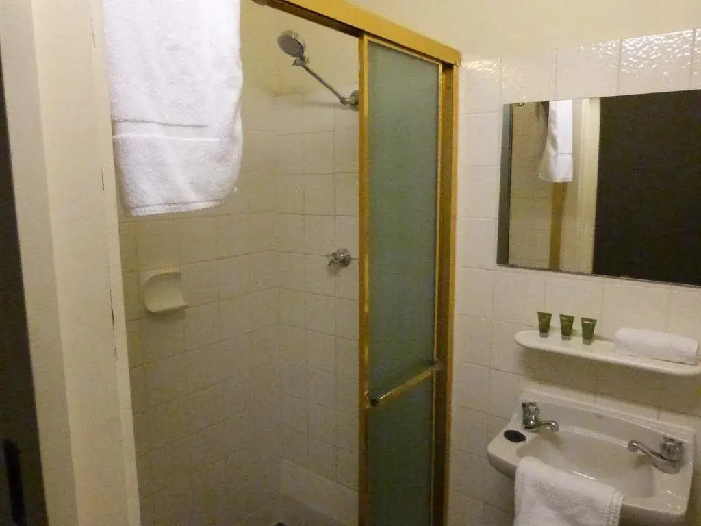 Ambassadors Hotel