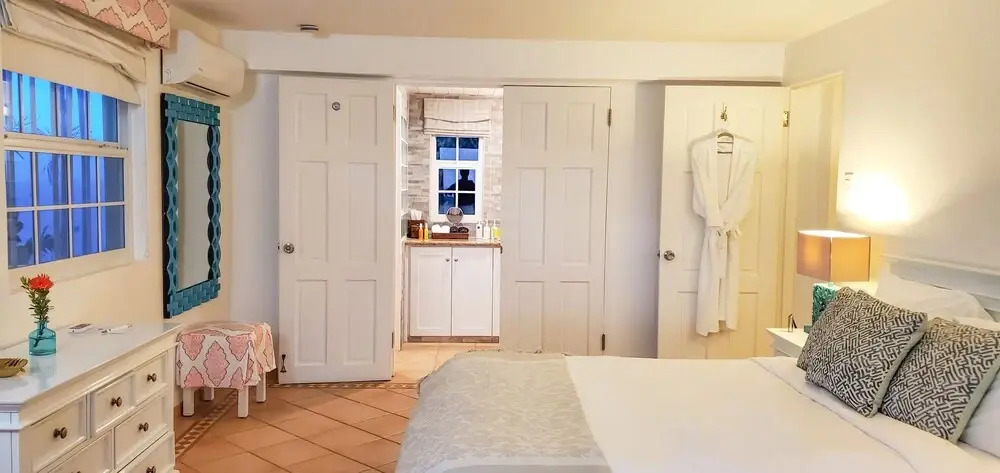 Beautiful cliffside 3 bedroom villa - Saline Reef 3 Villa by RedAwning
