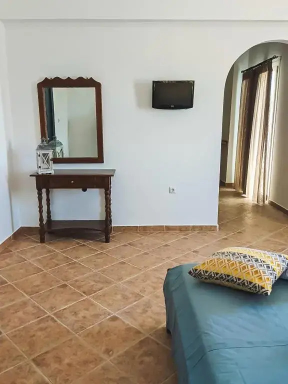 Chrysiis House 2