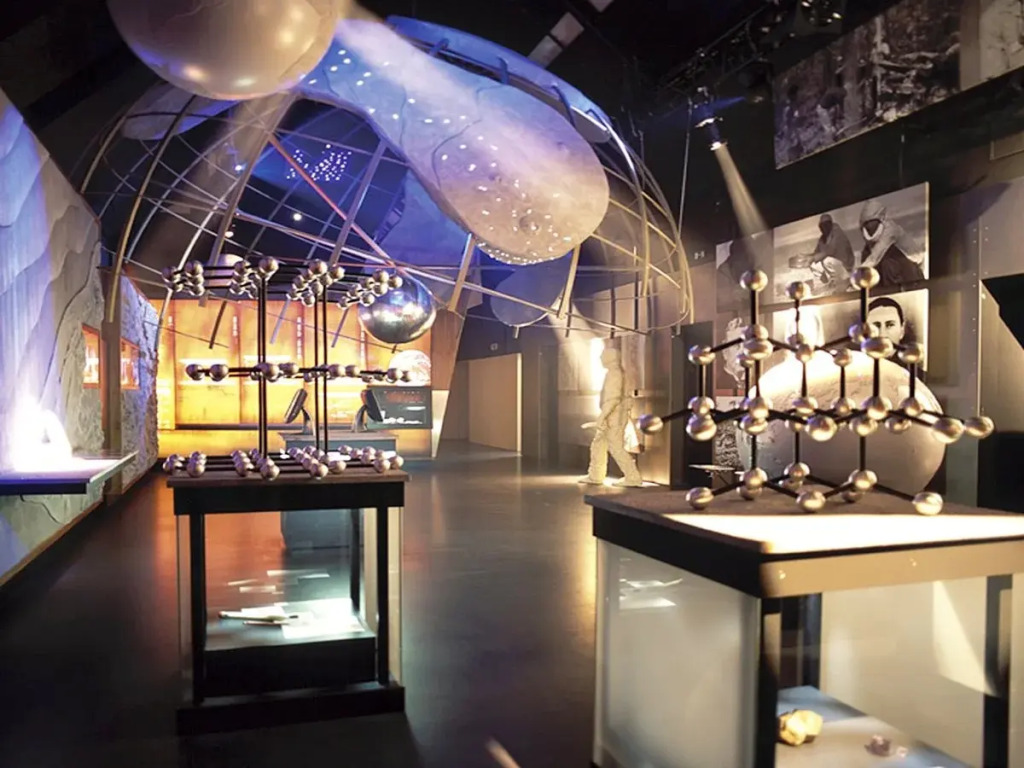 Holiday Inn Express Antwerp - City Centre by IHG