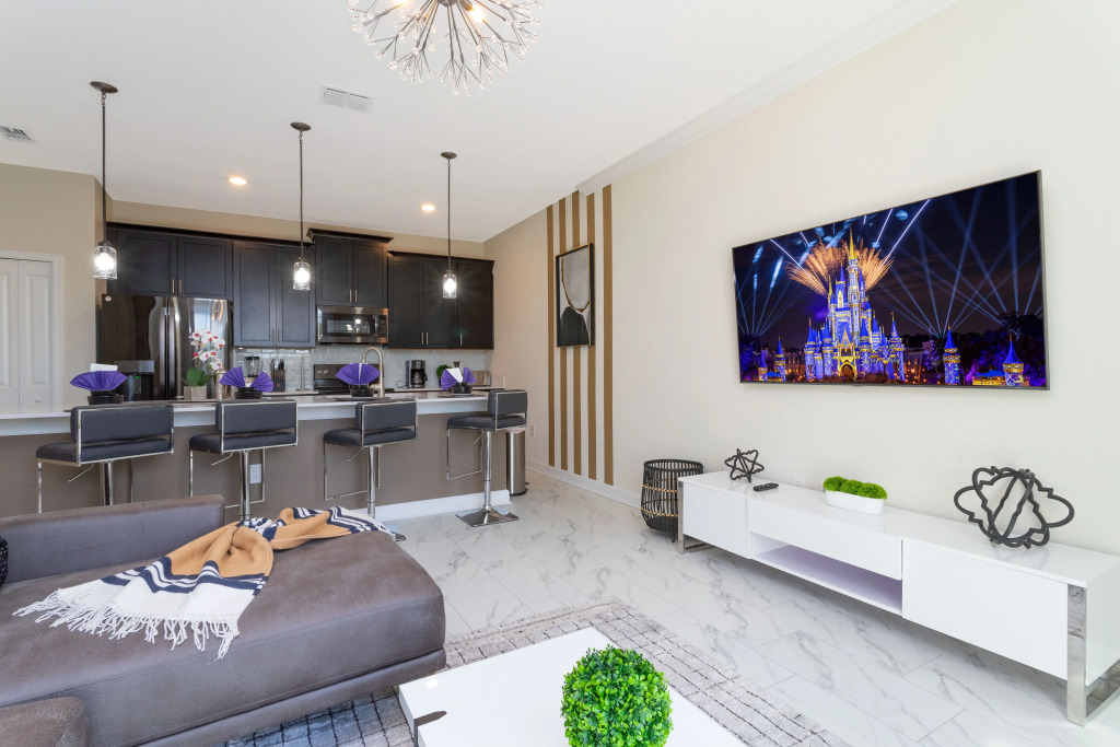 Gorgeous 4 Bd w Pool at Champions Gate Resort 1020