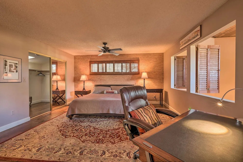 Upscale Flagstaff Country Club Home w/ Mtn Views!