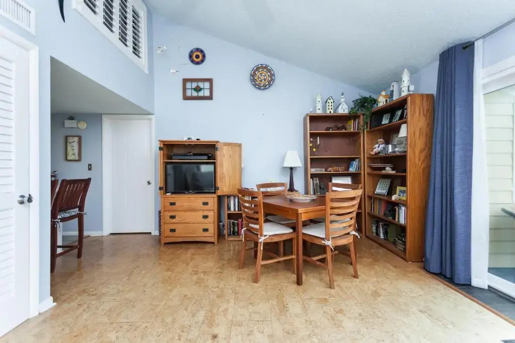 Quail Hollow B2-1U, 1 Bedroom, Sleeps 2, Ocean Front, Pool, Tennis, WiFi