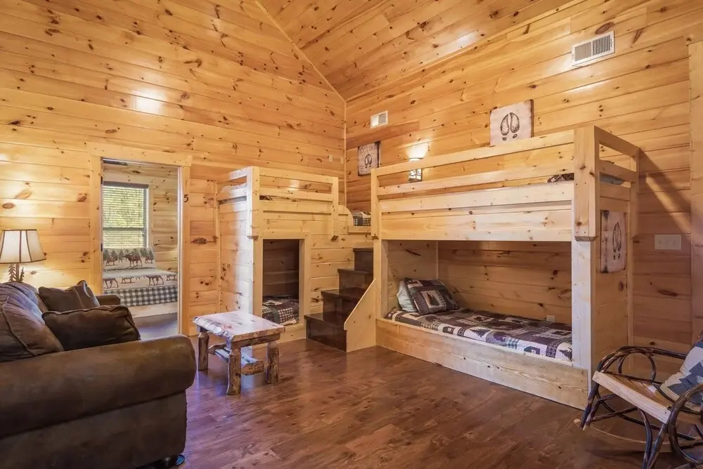 The Big Moose Lodge 16 Bedroom Home by Redawning