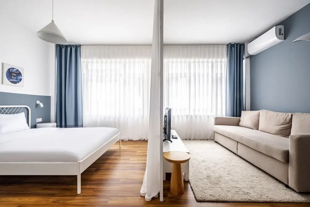 Sleek Studio Flat With Central Location in Kadikoy