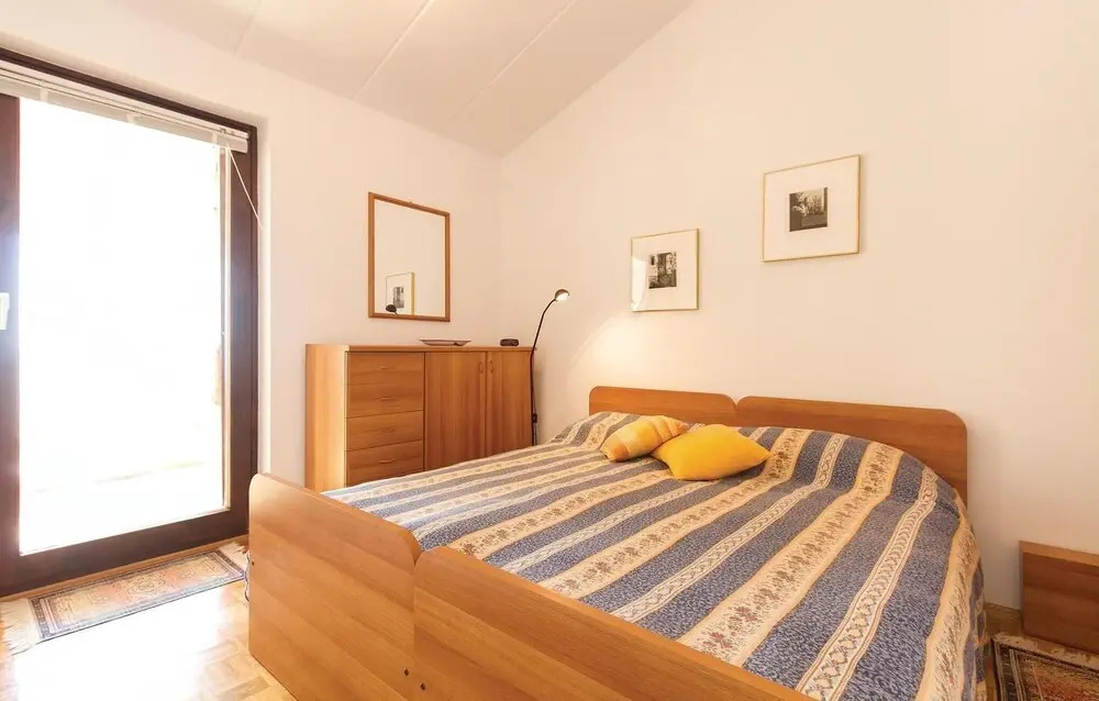 Amazing Home in Barbariga With Wifi and 2 Bedrooms