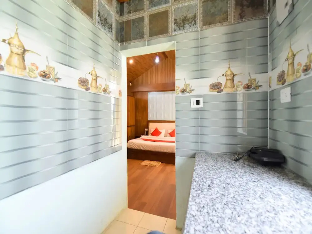 OYO 13364 Home Scenic View Cottage Naggar Road