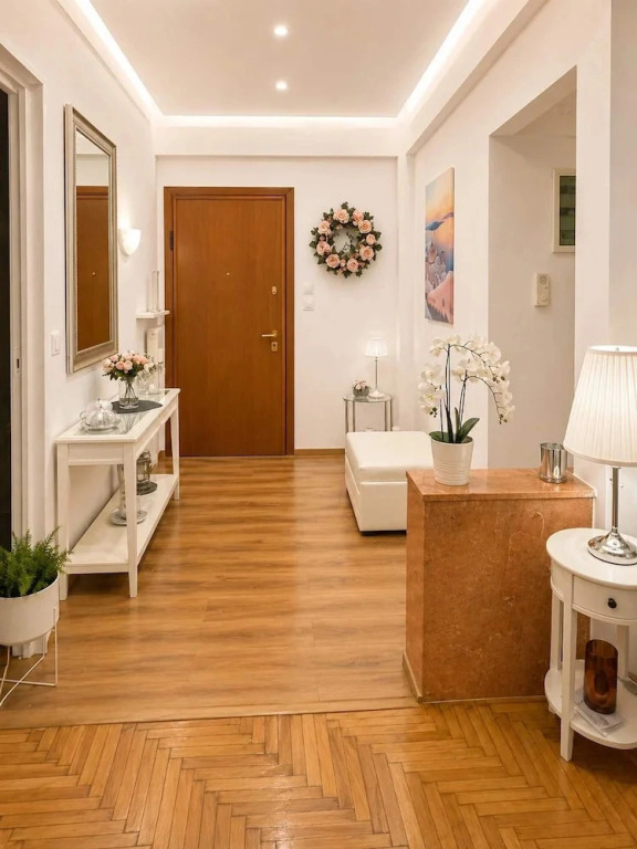 Urban Noir Escape Neos Kosmos Chic Stay