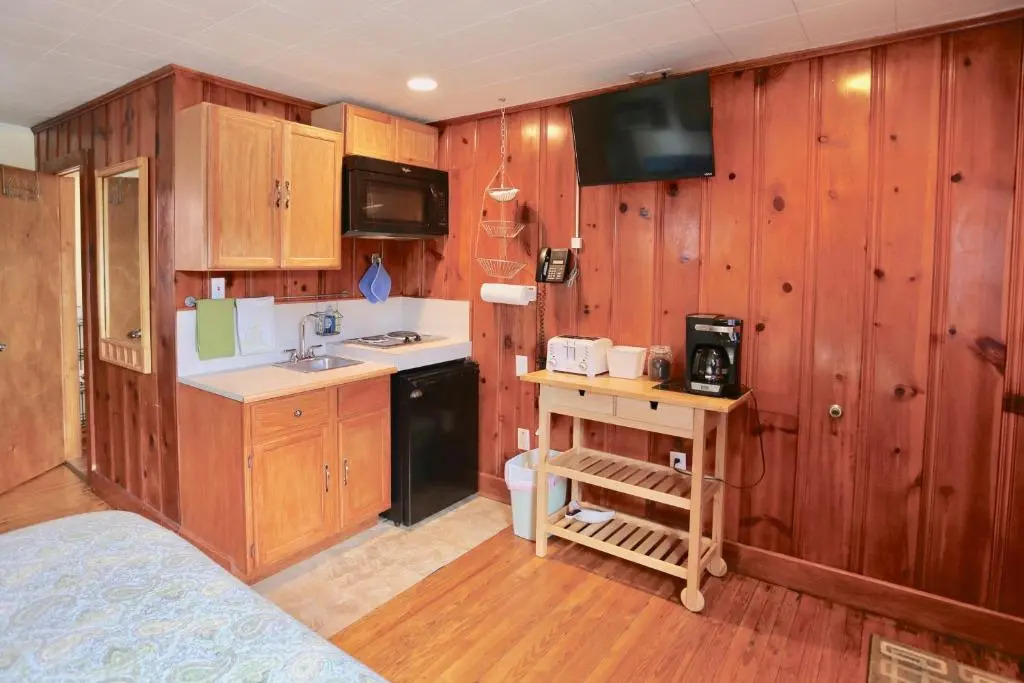 Cape Pines Motel
